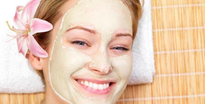 Maschere viso per pelle secca fai da te. Scopri come fare una maschera viso fatta in casa per la pelle secca con ingredienti naturali ed alcuni consigli per la cura della pelle del viso. Maschere viso per pelle secca fai da te. Scopri come fare una maschera viso fatta in casa per la pelle secca con ingredienti naturali ed alcuni consigli per la cura della pelle del viso.