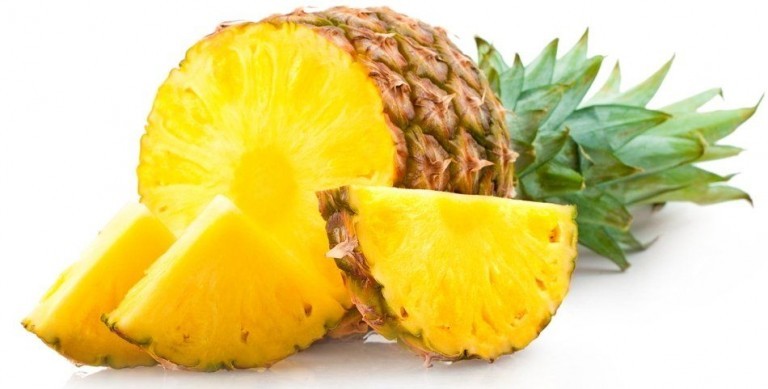 Ananas: proprietà, benefici, usi, rimedi naturali e controindicazioni.Scopri le proprietà dell'ananas per dimagrire, i valori nutrizionali e le calorie, tutti gli utilizzi in cucina o come rimedio naturale, le controindicazioni e gli effetti collaterali se consumato smodatamente.