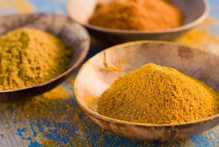 Curry o Masala: proprietà, benefici per la salute e controindicazioni