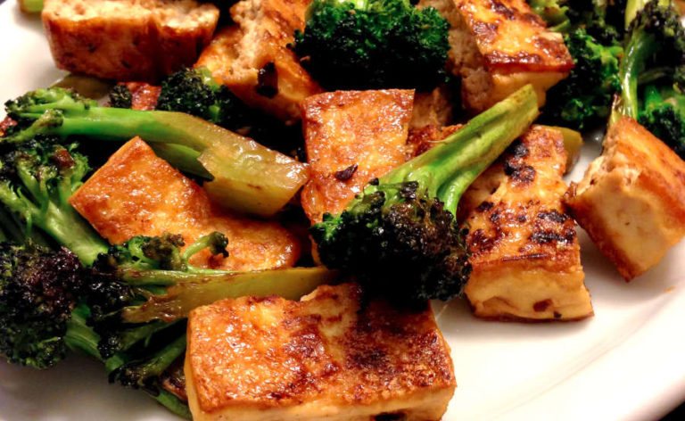 Come cucinare il tofu - Ricette con il tofu facili e veloci
