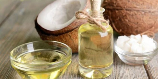 Olio di Cocco: 10 benefici per la salute scientificamente provati. Scopri le proprietà e tutti i benefici per la salute dell'olio di cocco scientificamente provati, come può aiutare per la salute della pelle e capelli, perché aiuta a dimagrire e cosa succede al tuo corpo se consumi ogni giorno poco olio di cocco
