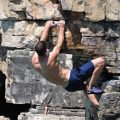 Arrampicata e free climbing: cos’è, chi può praticarlo, la sua storia, i suoi benefici e le diverse tipologie
