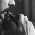 Le cifre della nicotina: confronto fra fumo tradizionale ed elettronico